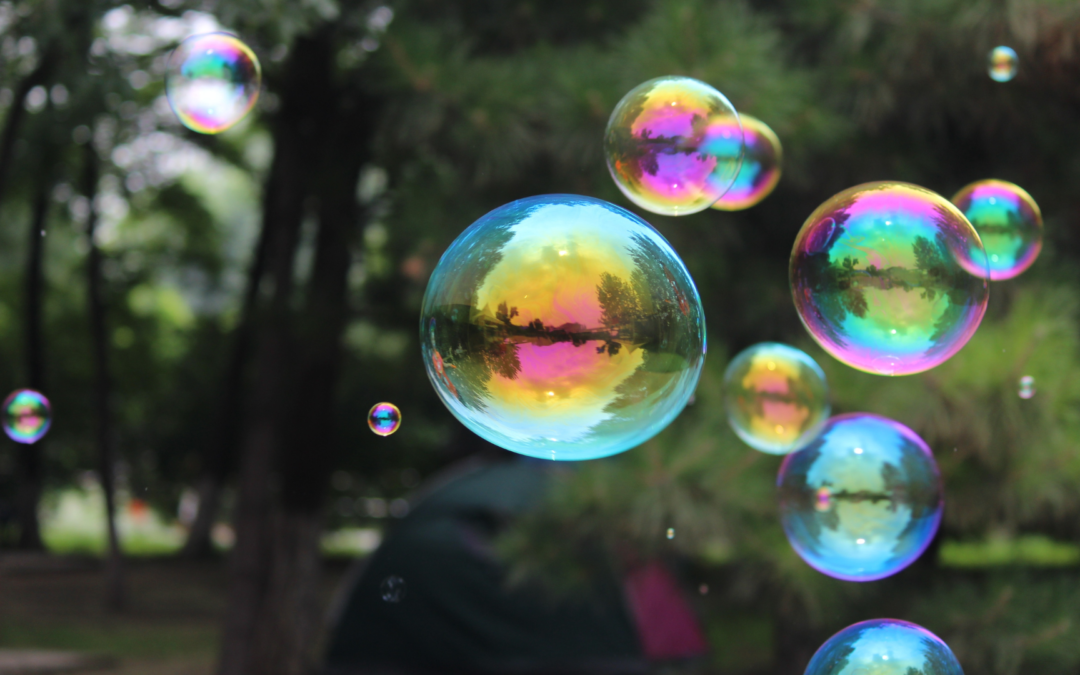 Les Correspondances Magiques des Couleurs : Significations et Utilisations