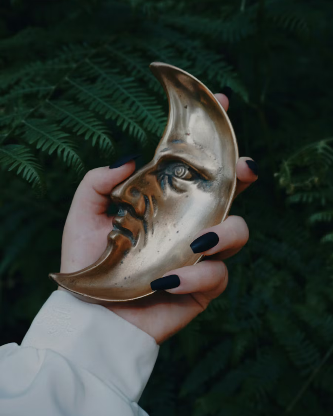 Avril : Quand le corps devient sanctuaire